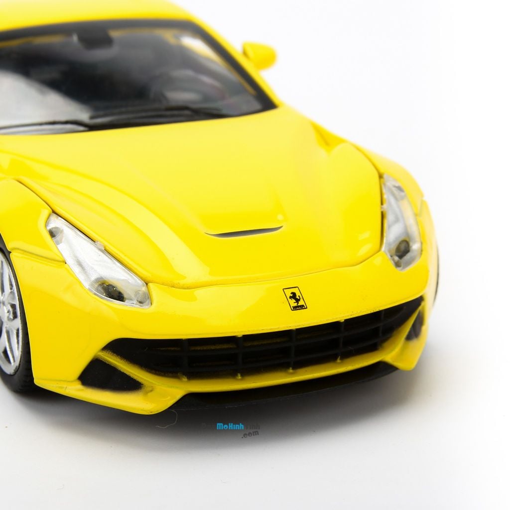 Mô hình siêu xe Ferrari F12 1:32 Doublehorse Yellow