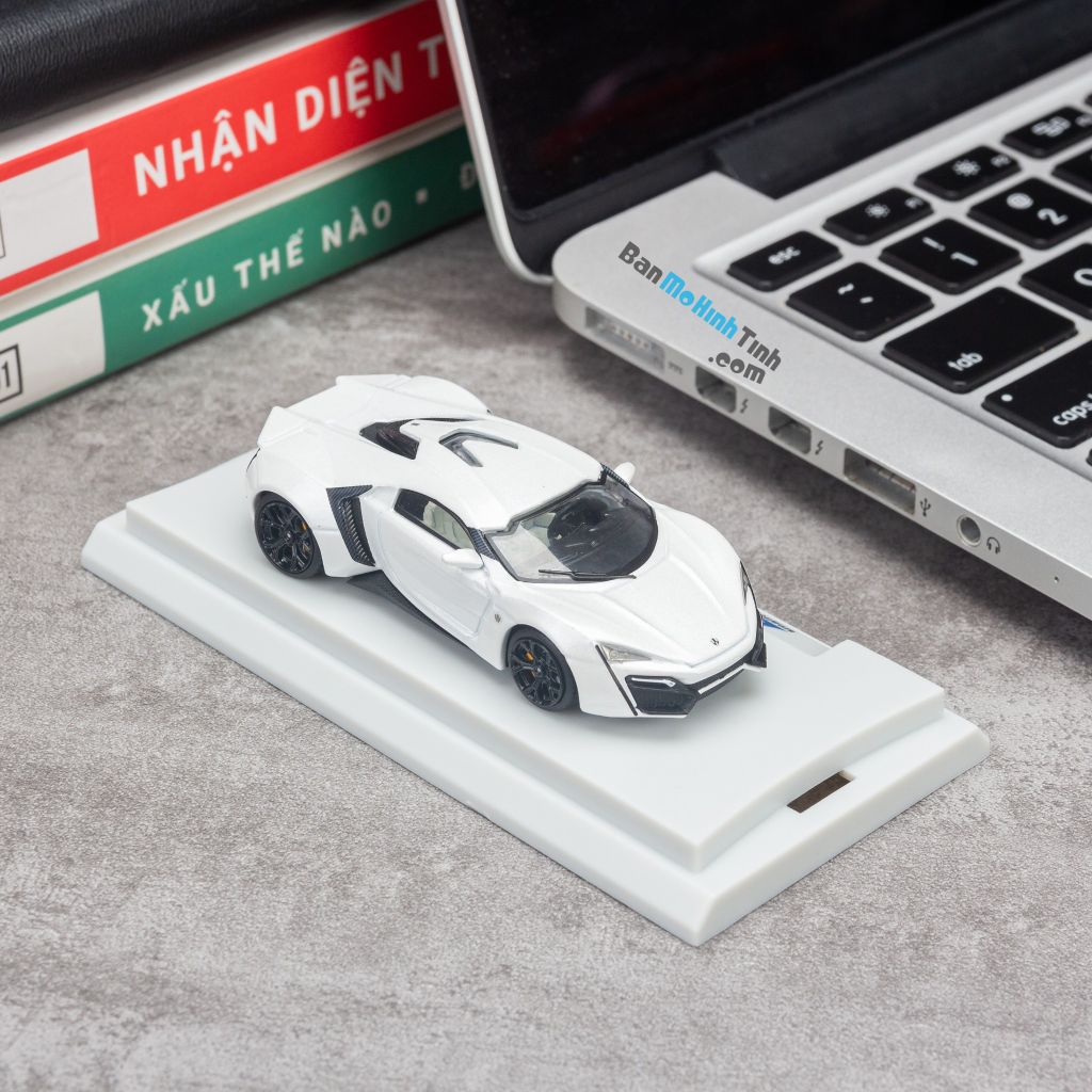 Mô hình xe Lykan Hypersport 1:64 Smallcarart White