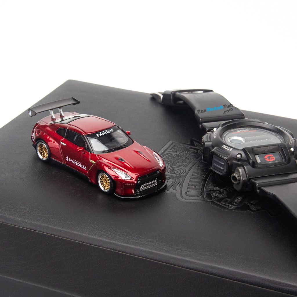 Mô hình xe Nissan GT-R R35 Pandem 1:64 MiniGT
