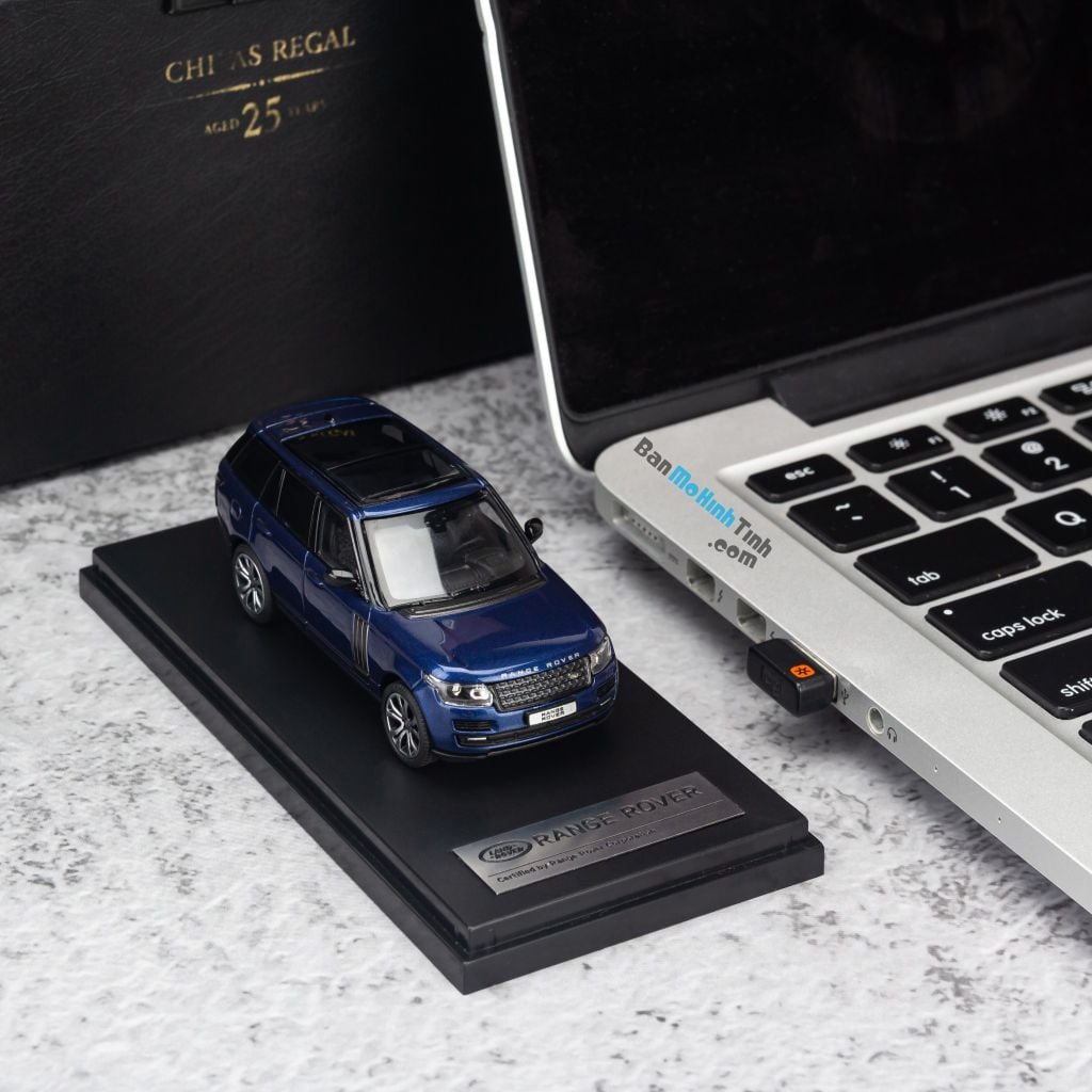 Mô hình xe suv Land Rover Range Rover Autobiography SV 1:64 LCD Blue