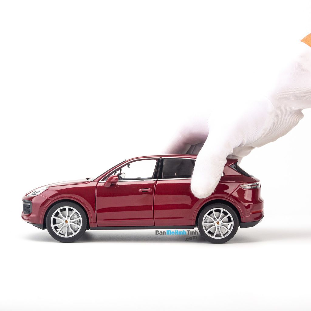 Mô hình xe Porsche Cayenne Turbo 1:24 Welly Red
