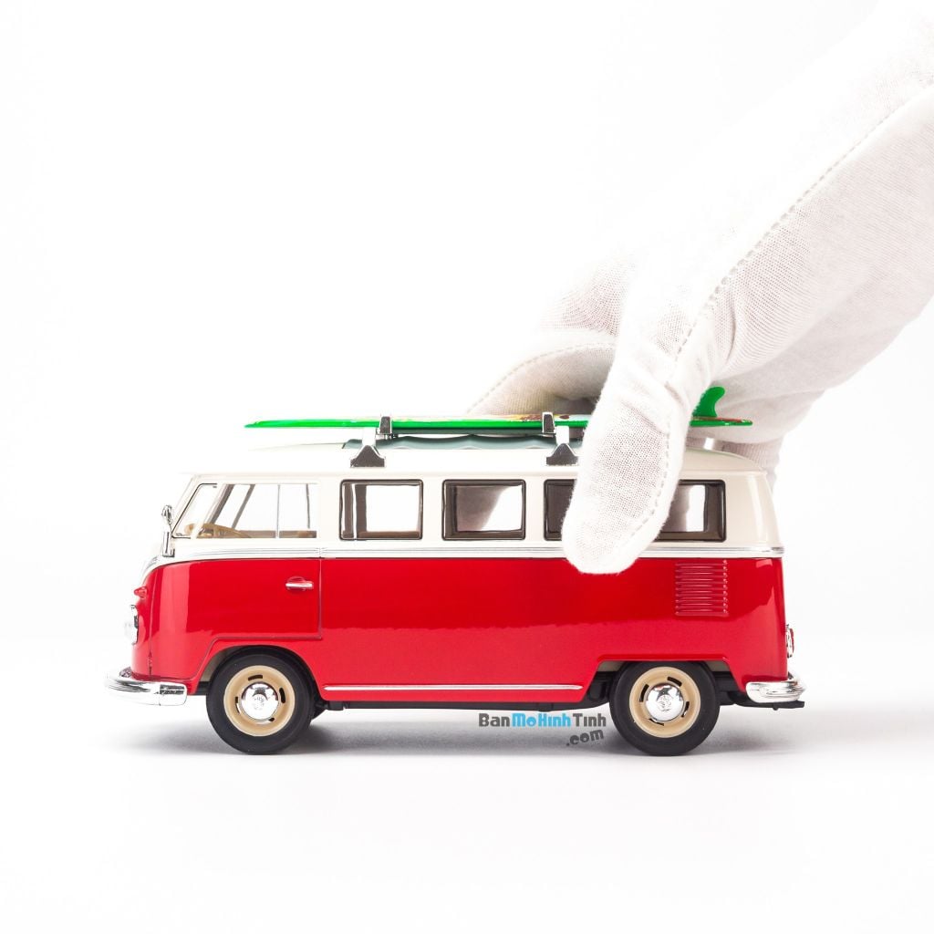 Mô hình xe Volkswagen T1 Bus (1963) With Surf Board 1:24 Welly