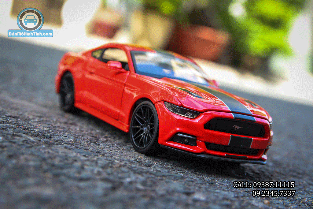Mô hình xe Ford Mustang GT 2015 1:24 Maisto
