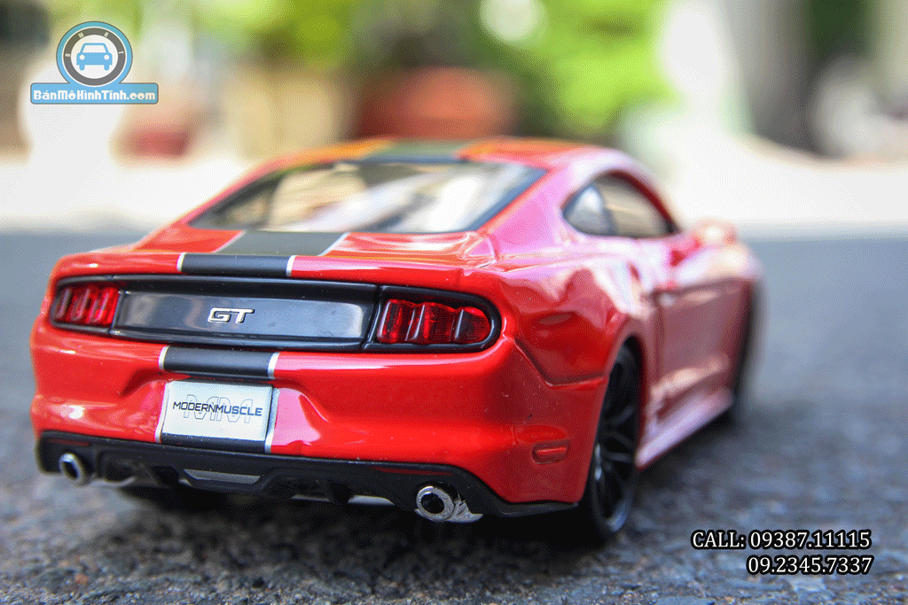 Mô hình xe Ford Mustang GT 2015 1:24 Maisto