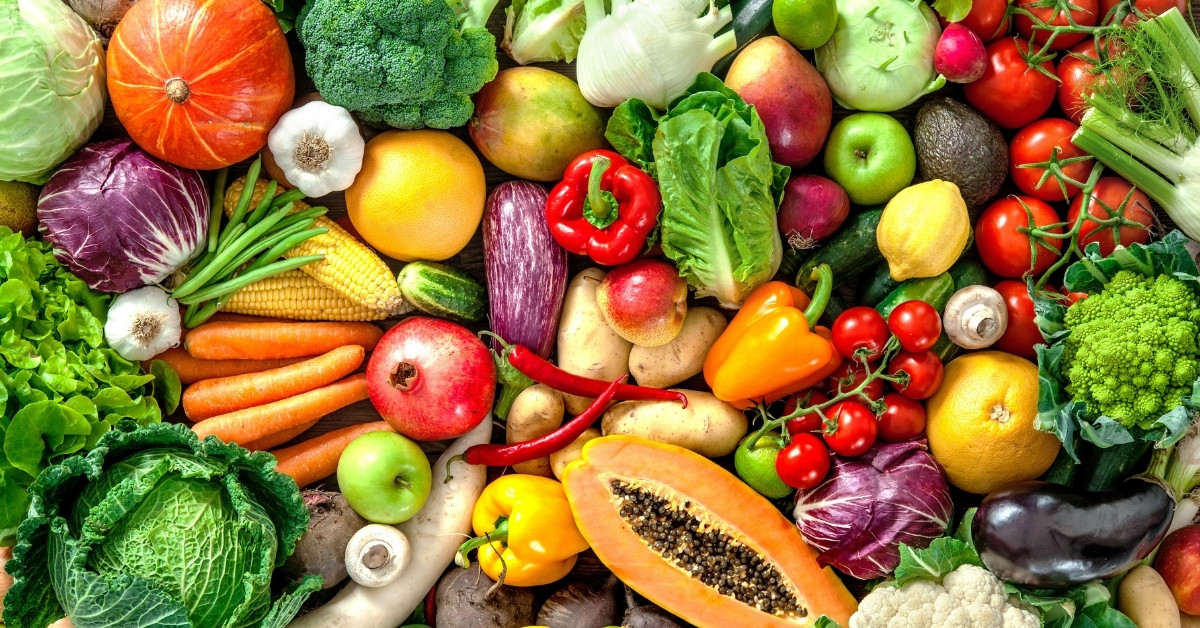 Rau củ quả chứa rất nhiều chất xơ, vitamin và khoáng chất cho cơ thể