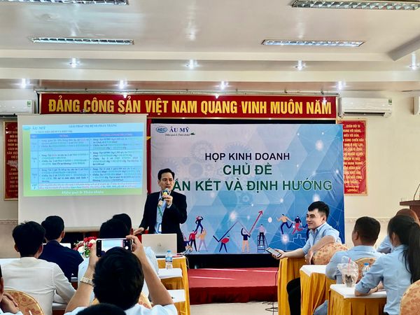 CÔNG TY ÂU MỸ AEC TỔ CHỨC THÀNH CÔNG CUỘC HỌP GẮN KẾT VÀ ĐỊNH HƯỚNG KINH DOANH NĂM 2022