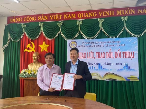 Lễ Ký kết MOU Âu Mỹ với trường CĐ KT-KT Cần Thơ