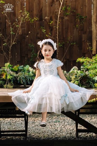 Giày Bệt Bé Gái – Bí Quyết Phối Đồ Sành Điệu Cho Fashionista Nhí