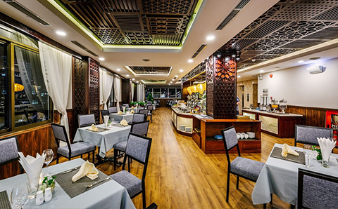 Khách sạn Gracy R&J Hotel