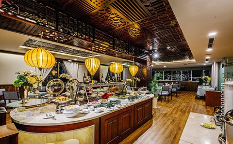 Khách sạn Gracy R&J Hotel