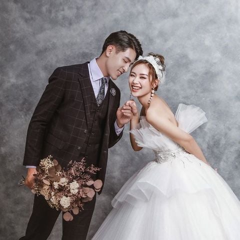 MẶC VEST SANG - ẢNH CƯỚI CHẤT