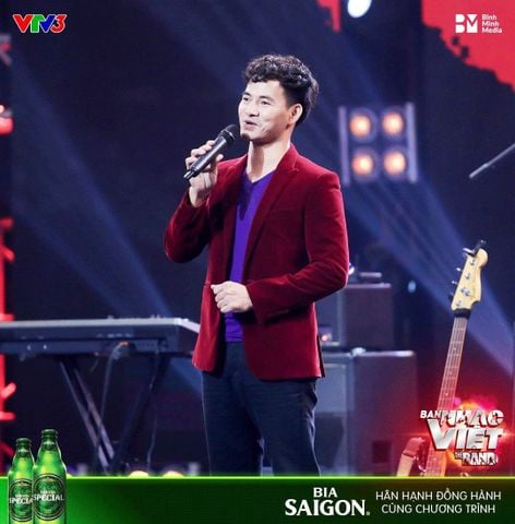 XUÂN BẮC BÙNG NỔ TRONG CHƯƠNG TRÌNH BAN NHẠC VIỆT CÙNG VEST ADAM