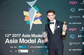 Tim tự tin trở thành Ngôi sao Châu Á mới với Adam Store