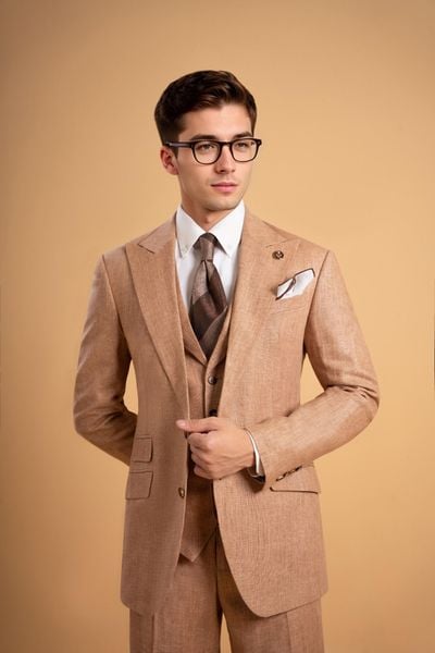 vai-may-suit-2