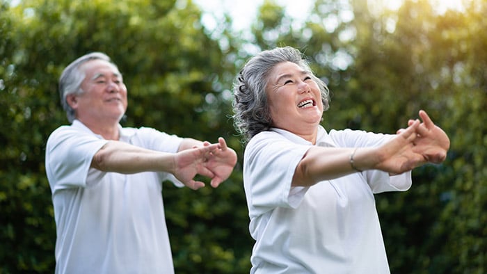 Chuyện Của Mẹ Tôi: Hạt Dinh Dưỡng - Người Bạn Đồng Hành Khi Bị Cao Huyết Áp