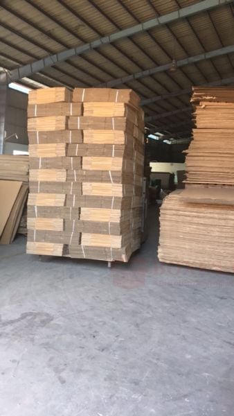 Xưởng sản xuất mua thùng hộp giấy carton có sẵn ở đâu tại Quận 1