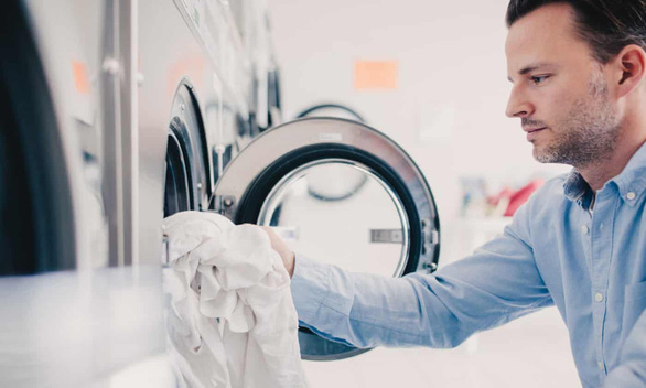 tto-20190618-washing-clothes-15608330659901365938517_b311b670f0484b0691c71baf199eff8b.jpg