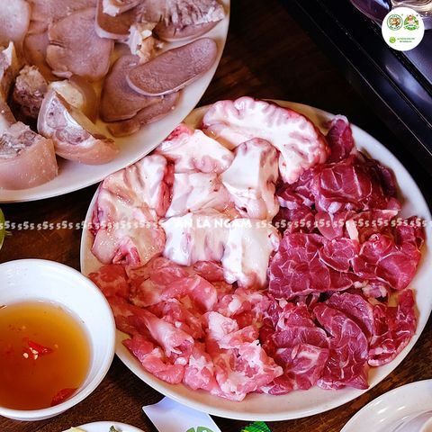 TỐI NAY ĂN GÌ? LẨU NGON CÙNG 555 BẠN NHÉ