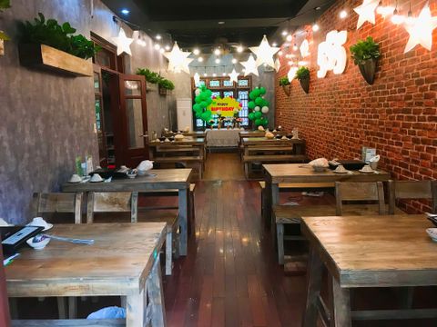 KHÔNG GIAN RỘNG MÁT CHO BỮA TIỆC LINH ĐÌNH