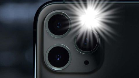 Mách bạn cách tắt đèn flash của iPhone đúng cách