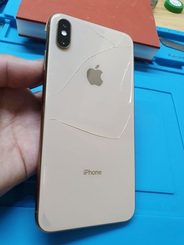 Thay kính sau iPhone X khi gặp những dấu hiệu nào?