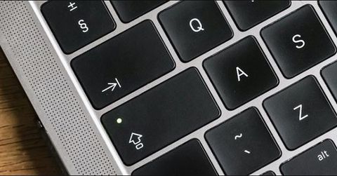 Hướng dẫn cách khắc phục lỗi Caps Lock trên Macbook