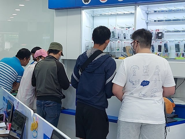 Thay pin điện thoại iPhone X chính hãng tại Bảo Hành