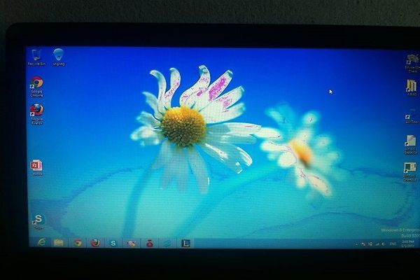 Độ sáng màn hình không phù hợp khiến màn hình