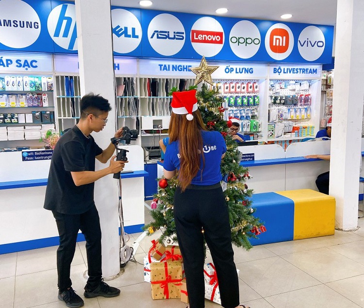 Nhân viên quay, dựng phim Bảo Hành One