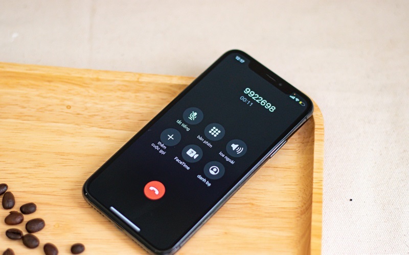 Gọi vào iPhone của bạn để kiểm tra phản hồi từ màn hình