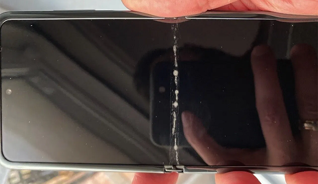 Khi nào cần thay màn hình, khi nào cần thay mặt kính Samsung Galaxy Z Flip