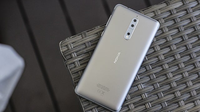 Điện thoại Nokia 8
