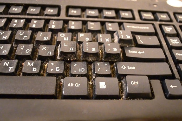 Bàn phím laptop bị bẩn