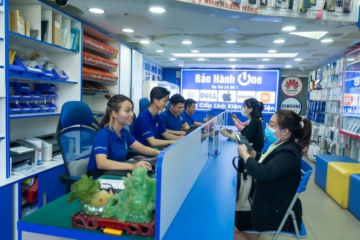 Bảo Hành One - địa chỉ thay main iPhone 8 uy tín, chất lượng, giá rẻ