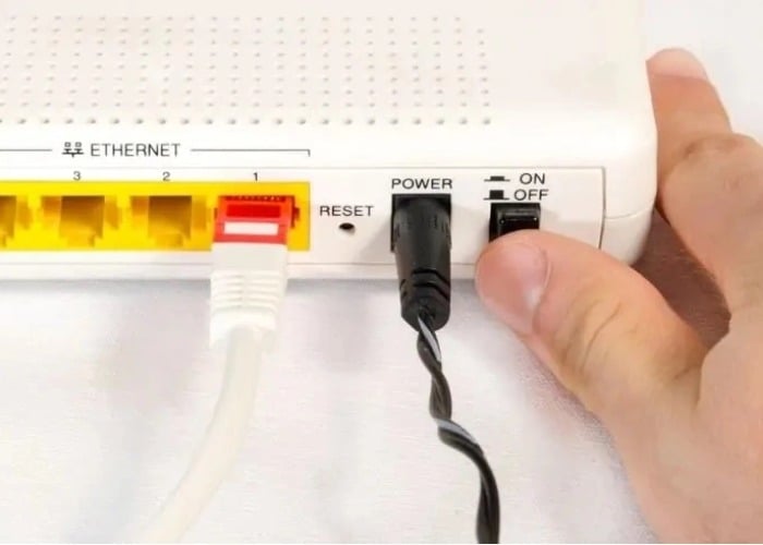 Cần tắt Modem Wifi trước khi cắm dây mạng