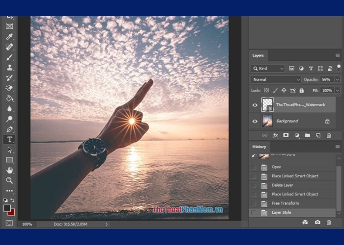 Vào menu "File" và chọn "Save" để lưu lại