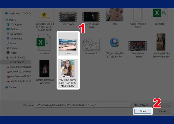 Chọn một hoặc nhiều ảnh muốn chèn logo
