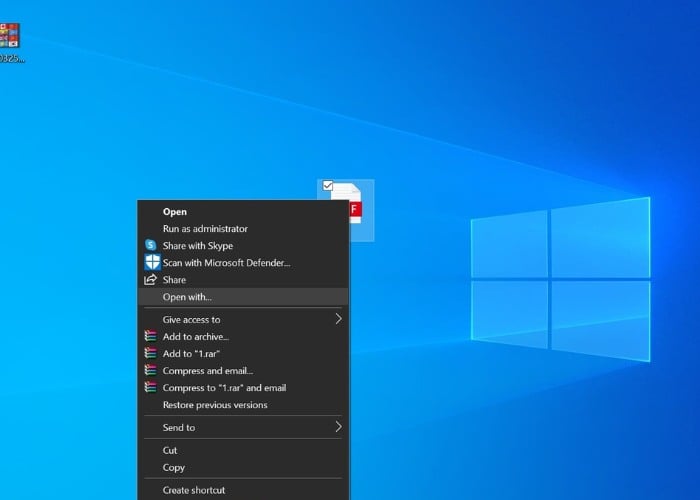 Chọn "Open With" nhấn vào "More Apps"