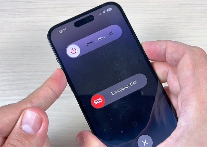 Tắt nguồn điện thoại iPhone