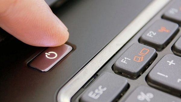 cách sửa laptop không lên nguồn