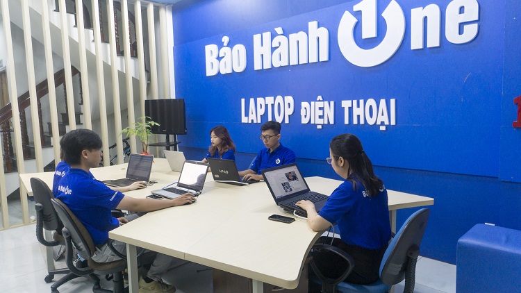 Đội ngũ nhân viên chuyên nghiệp tại Bảo Hành One