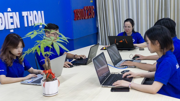 Đội ngũ nhân viên chuyên nghiệp tại Bảo Hành One