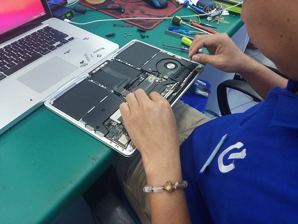 Địa chỉ thay loa Macbook Air M2 uy tín, chất lượng