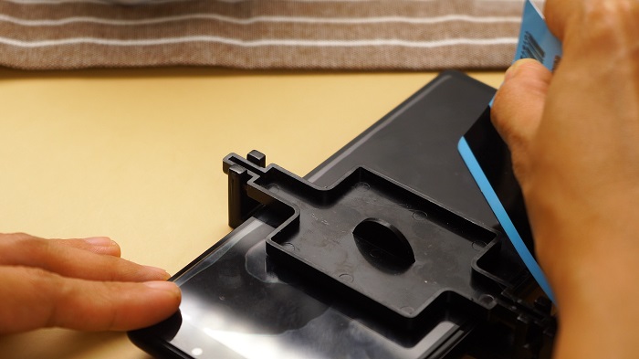 Dán miếng bảo vệ màn hình chất lượng