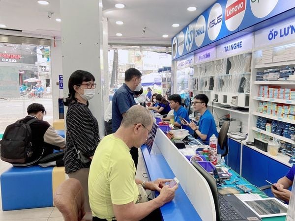 Học viên học sửa iPhone không cần có kiến thức đầu vào quá cao