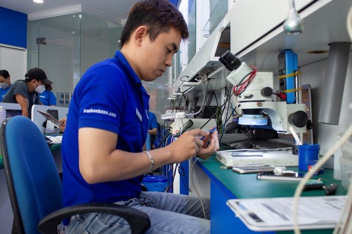 đội ngũ kỹ thuật viên chuyên môn cao