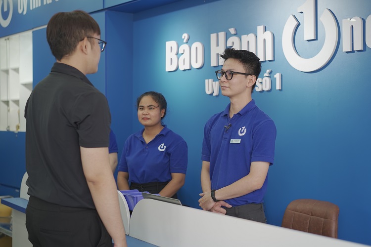 Môi trường làm việc sang trọng trại Bảo Hành One