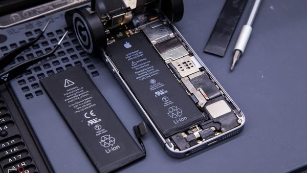 iphone 7 hết pin tắt nguồn sạc không lên