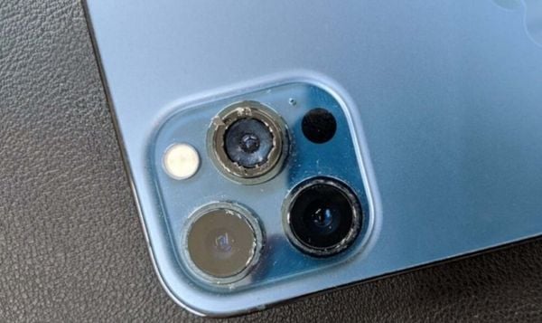 iphone bị lỗi camera sau và đèn flash