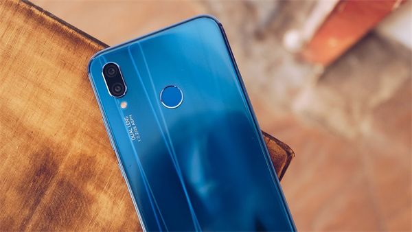 thay chân sạc Huawei Nova 3e